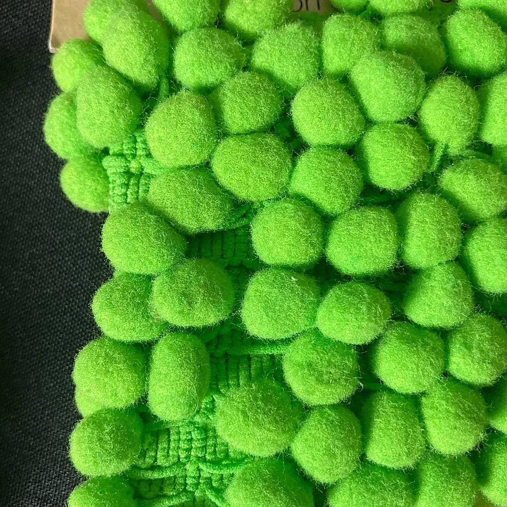 Pom Pom Trim 3 Yards Set of 2 White And Green 108”